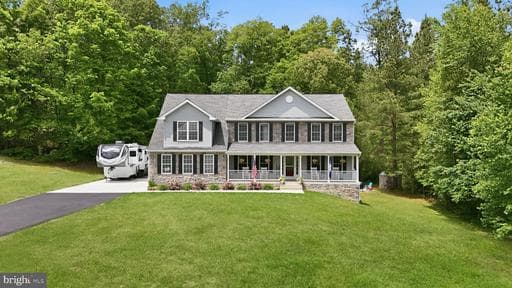 10 QUARTER HORSE COURT - Photo 1