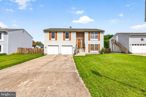 760 CAMBRIDGE AVENUE - Photo 1