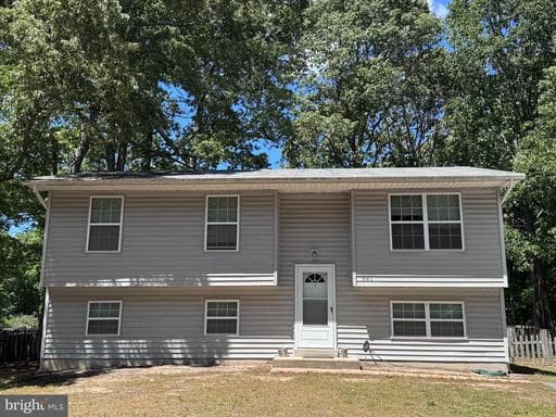 561 WHITE SANDS DRIVE - Photo 1