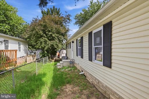12021 HEATHER DRIVE