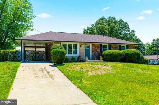 1001 ELDERBERRY PLACE - Photo 1