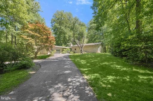 13922 WAYSIDE DRIVE - Photo 1