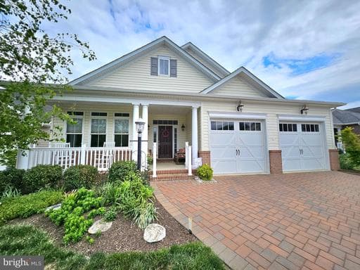 407 MIKEY COURT - Photo 1