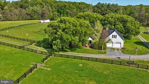 19255 Telegraph Springs Rd, Purcellville, VA 20132-4301, United States - Photo 1