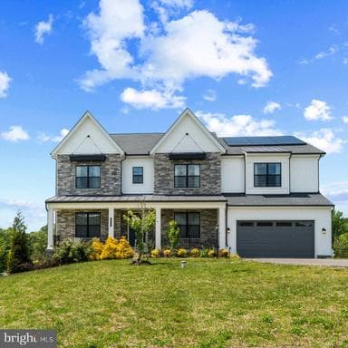 6045 BRICKER ROAD - Photo 1