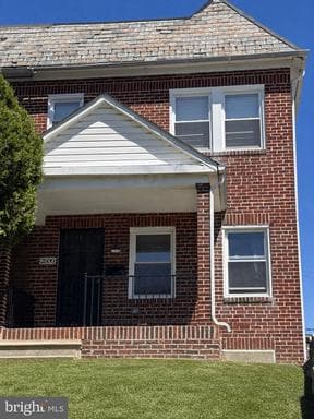 2500 LOYOLA SOUTHWAY - Photo 1