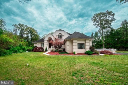 1054 BAYARD ROAD - Photo 1