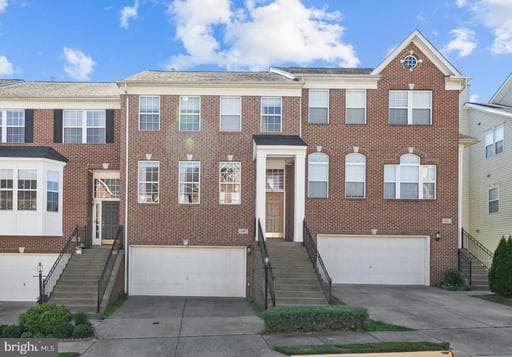 836 REVELSTORE TERRACE - Photo 1