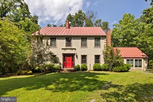 961 SUMMERVILLE ROAD - Photo 1