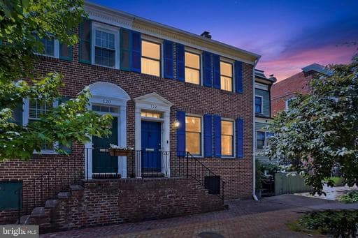 122 N WEST STREET - Photo 1