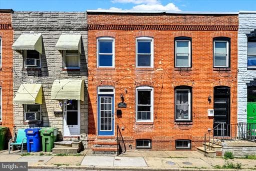 1610 MARSHALL STREET - Photo 1