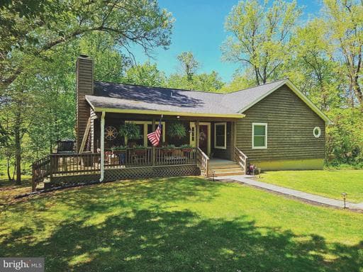 27 VALLEY SPRINGS LANE - Photo 1