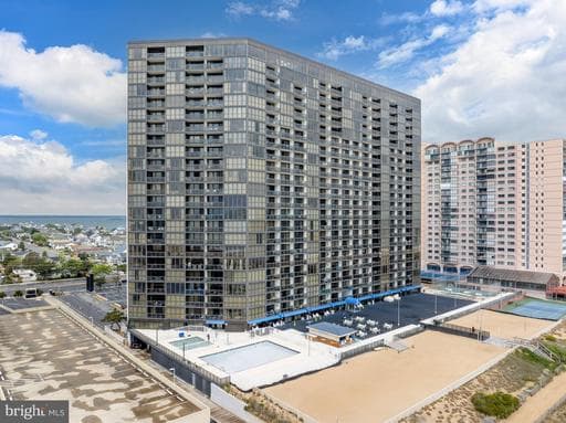 10900 COASTAL HIGHWAY 910