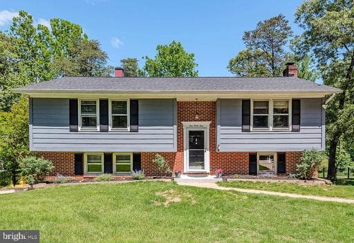 149 NORTHWAY - Photo 1