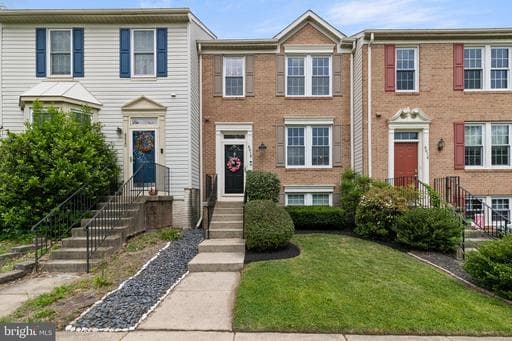8618 PINE MEADOWS DRIVE - Photo 1
