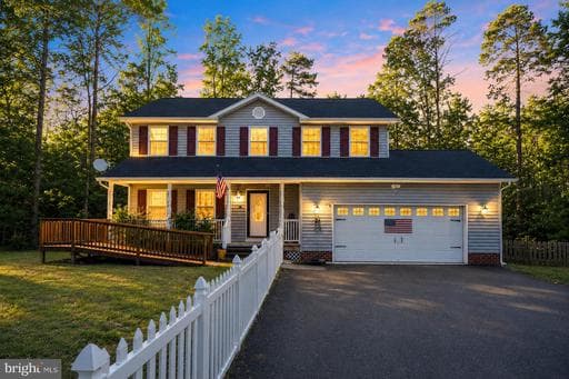24 SIMMONS COVE - Photo 1