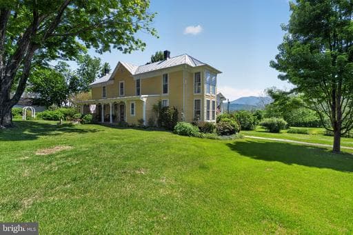 705 MARKSVILLE ROAD - Photo 1