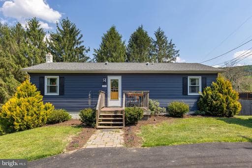 330 Wardensville Grade, Winchester, VA 22602-2089, United States - Photo 1