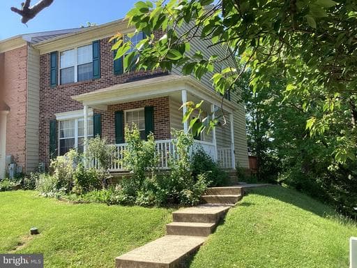 1901 MILLINGTON SQUARE - Photo 1