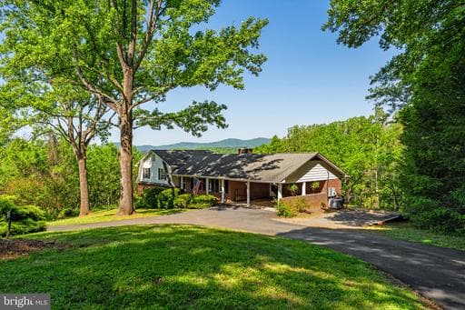410 LEGION POST LANE - Photo 1