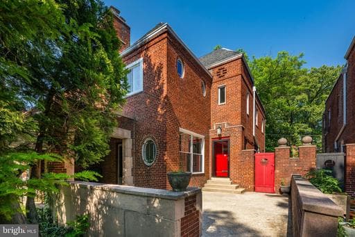 6121 14TH STREET - Photo 1