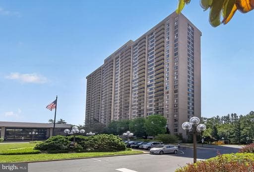 3705 S GEORGE MASON DRIVE 1206-S