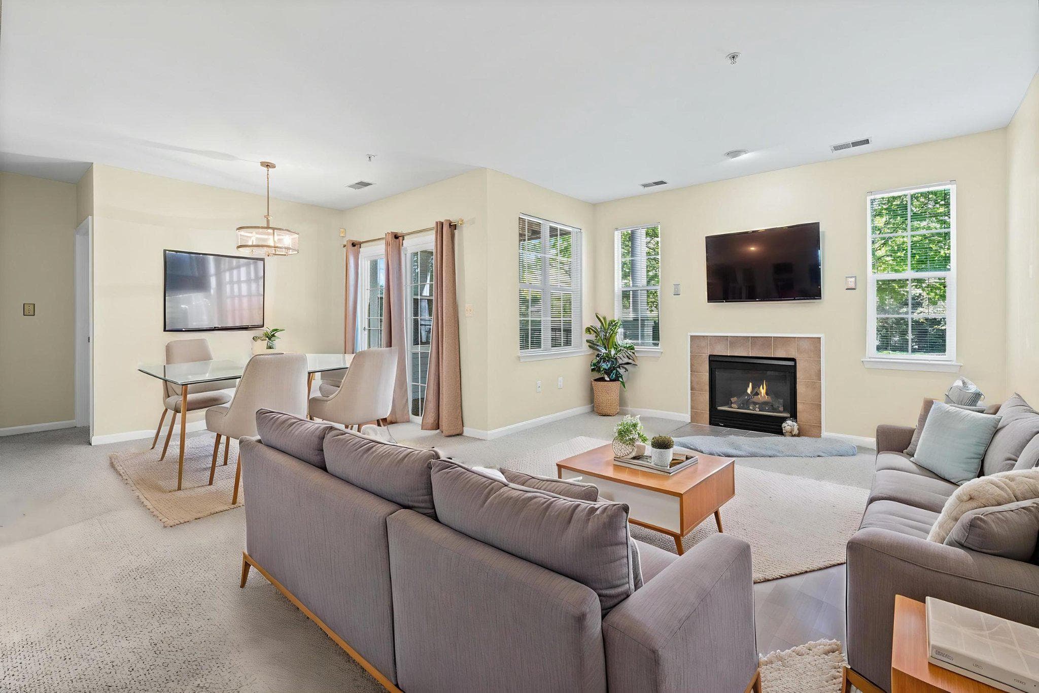 36 Hawk Rise Ln, Owings Mills, MD 21117-5031, United States - Photo 1