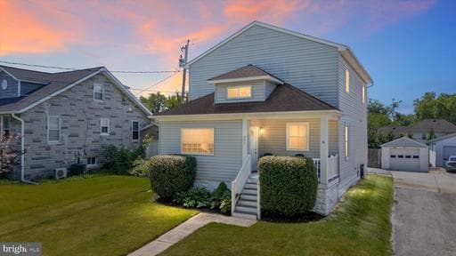 405 W MAPLE ROAD - Photo 1
