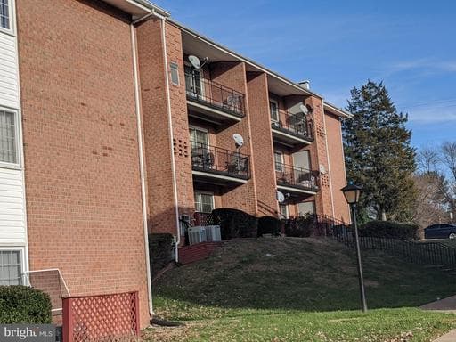 635 WATERLOO ROAD 231 - Photo 1