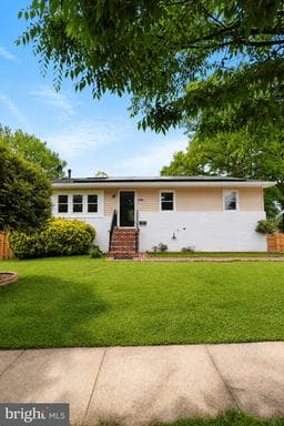 6308 BARRS LANE - Photo 1