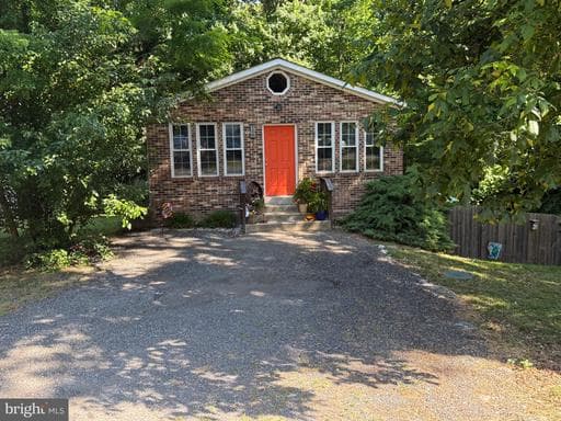 729 Spruce Dr, Lusby, MD 20657-2070, United States - Photo 1