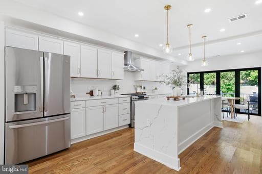 5317 9TH STREET - Photo 1