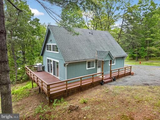 393 PALMER - Photo 1