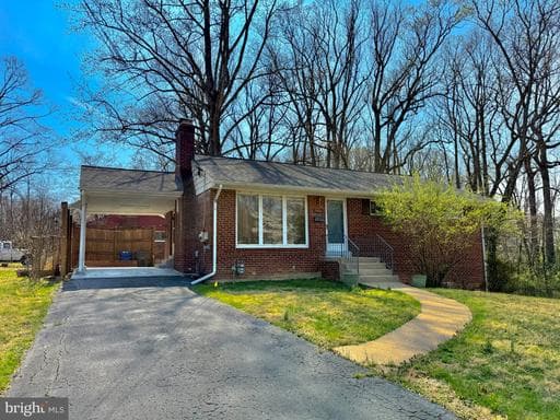 7401 Camp Alger Ave, Falls Church, VA 22042-3608, United States