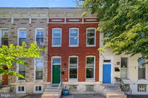 1526 N BOND STREET - Photo 1