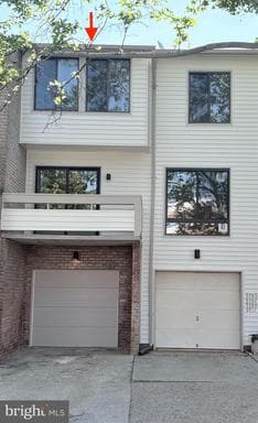 9711 LAKE SHORE DRIVE - Photo 1
