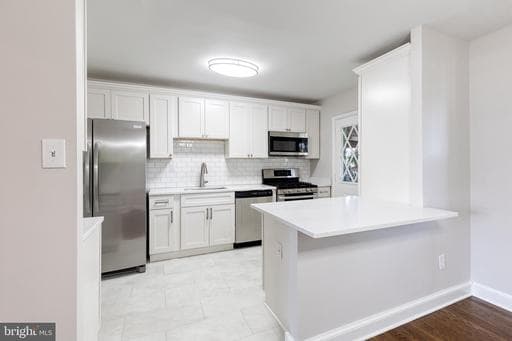 5649 UTRECHT ROAD - Photo 1