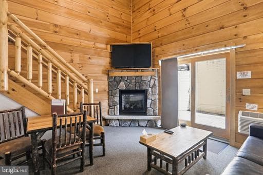 267 CABIN LODGE ROAD - Photo 1