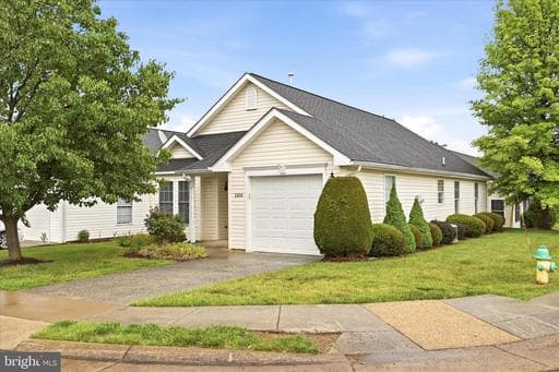 1856 MELVOR LANE - Photo 1