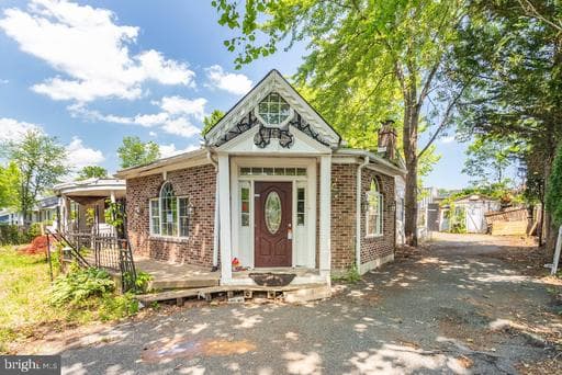 105 RAINTREE BOULEVARD - Photo 1