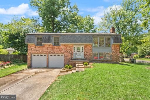 8803 HAYLOAD COURT - Photo 1