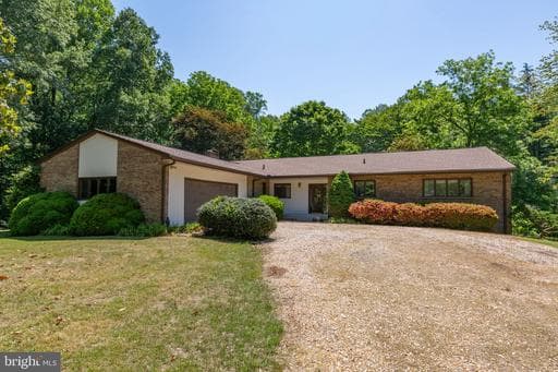5434 STRAWBERRY LANE - Photo 1
