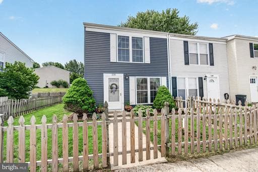 530 DAISY DRIVE - Photo 1