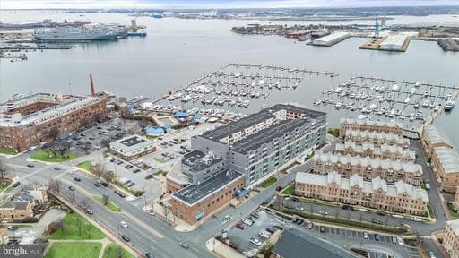 2702 LIGHTHOUSE POINT 516 - Photo 1
