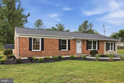 126 MEADOWBROOK - Photo 1