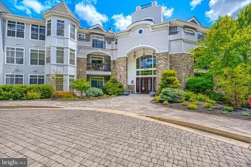 2900 STONE CLIFF DRIVE 105 - Photo 1