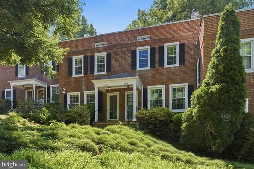 4892 28TH STREET