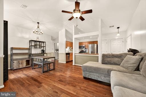 2104 Whitehall Rd, Frederick, MD 21702, United States - Photo 1