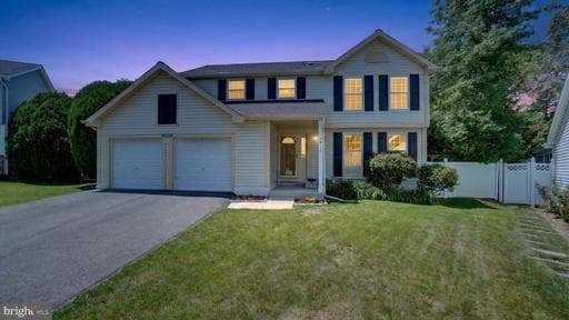 7912 PEPPERBOX LANE - Photo 1