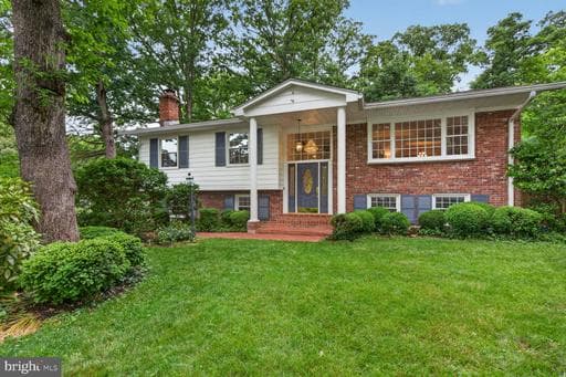 5024 PORTSMOUTH ROAD - Photo 1